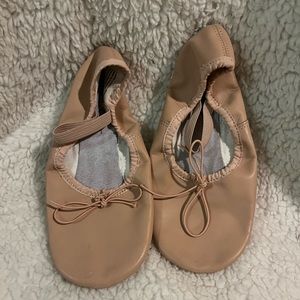 American ballet theatre pink ballet shoes size 2